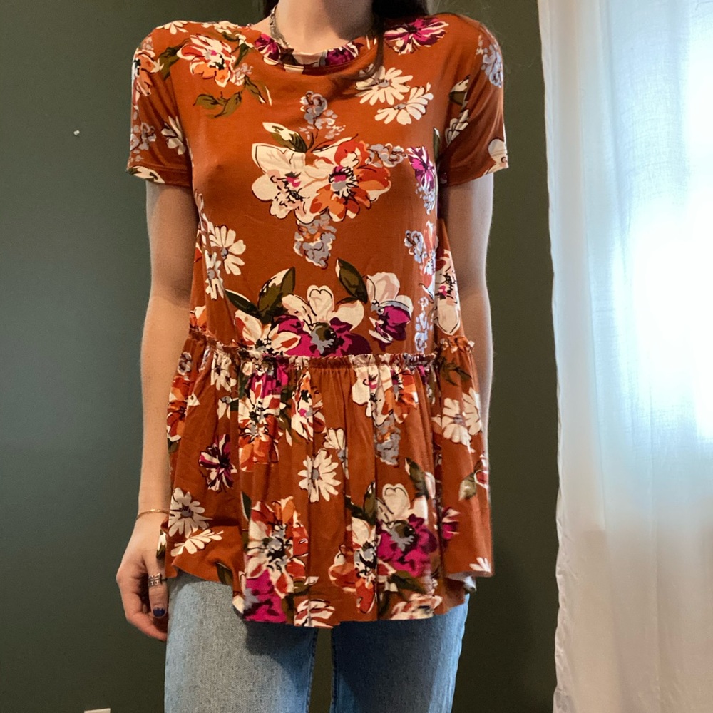 Floral peplum t shirt